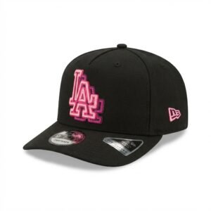 GORRA LA NEGRO BORDADO NEON ROSA 3D