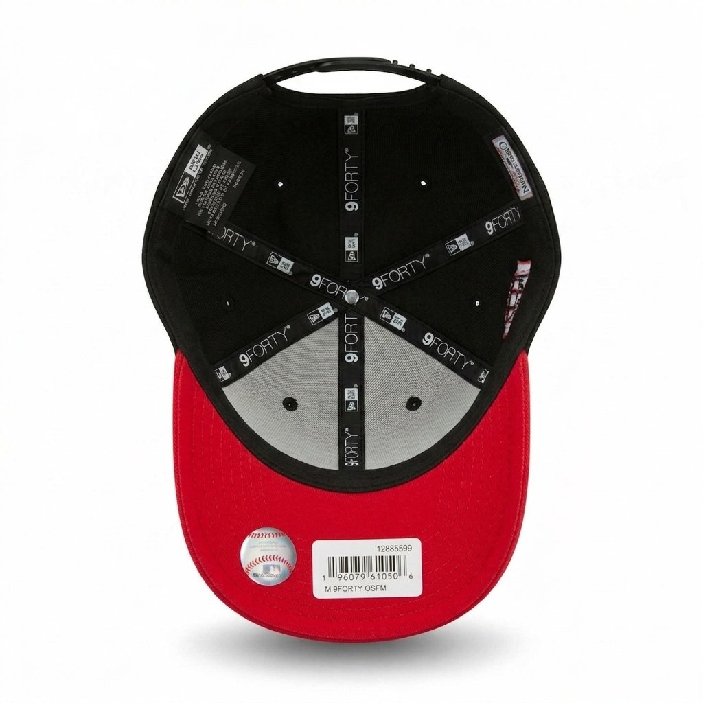 GORRA BLUE JAYS BLACK IN BLACK CON ROJO - Image 5