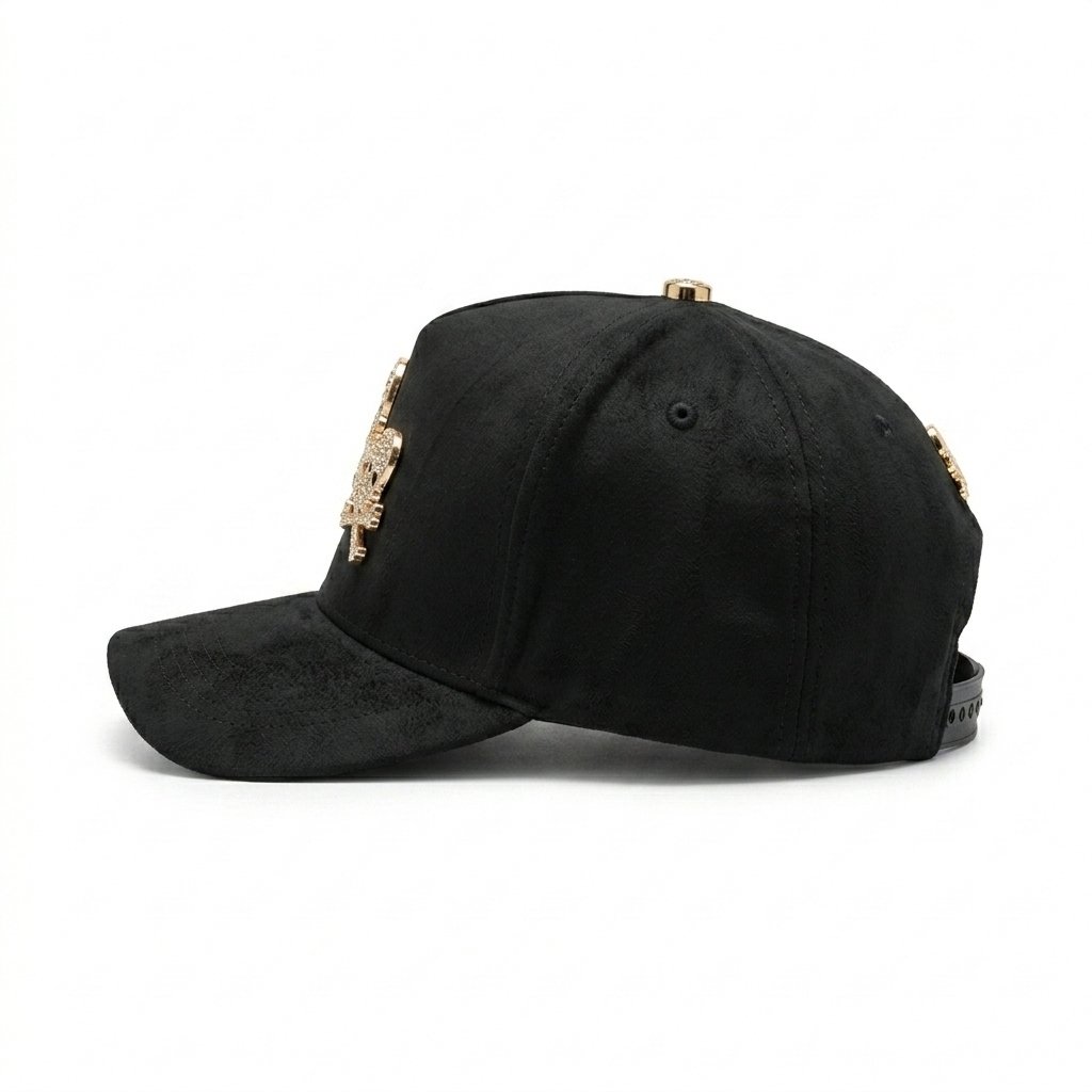 GORRA SKULL NEGRO CON DORADO PLACA DIAMANTES - Image 2