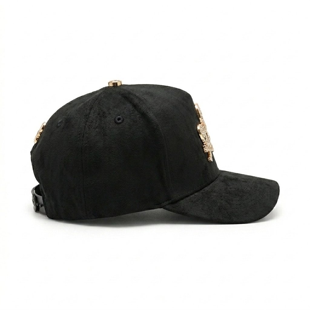 GORRA SKULL NEGRO CON DORADO PLACA DIAMANTES - Image 4