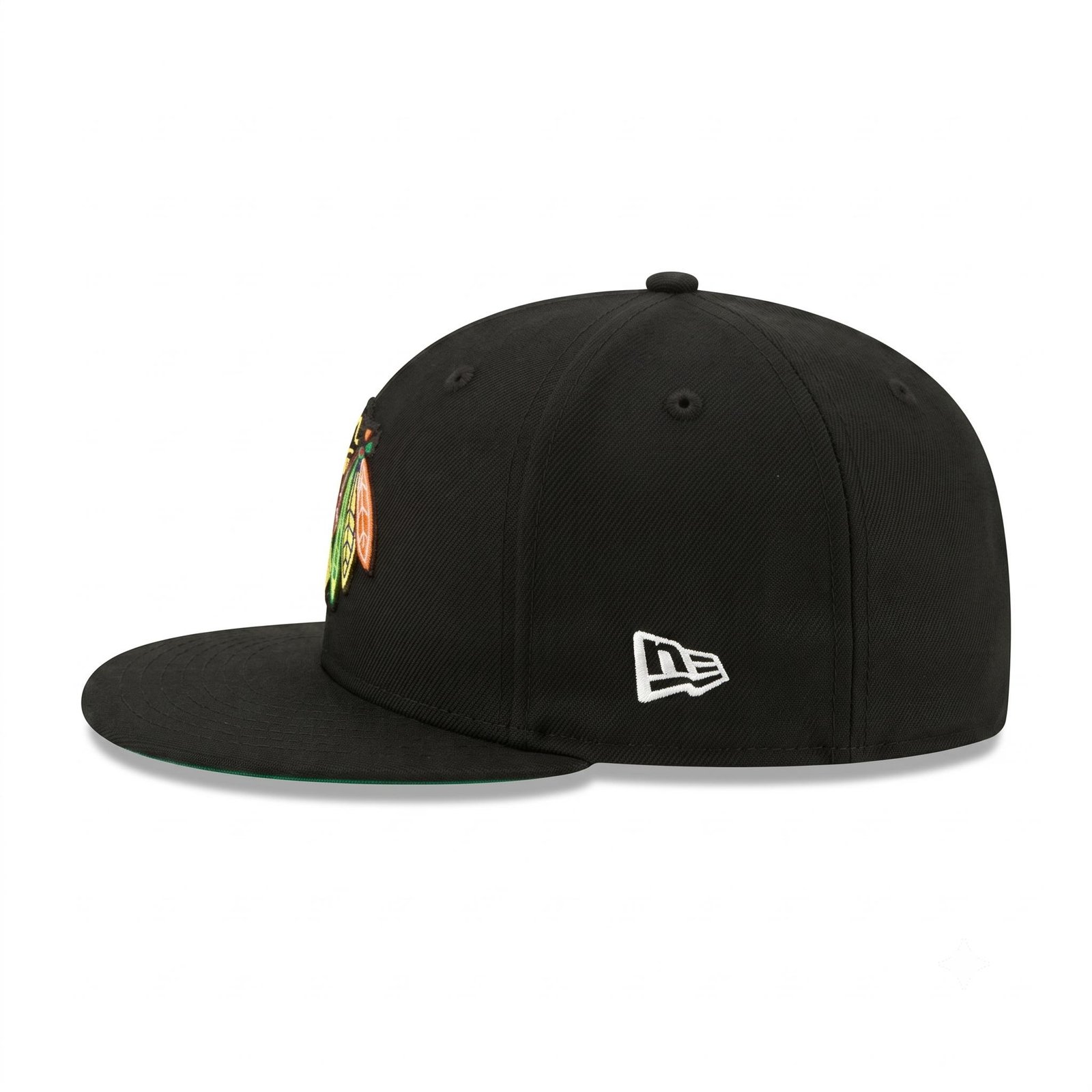 GORRA CHICAGO BLACKHAWKS NEGRO CON BLANCO - Image 4